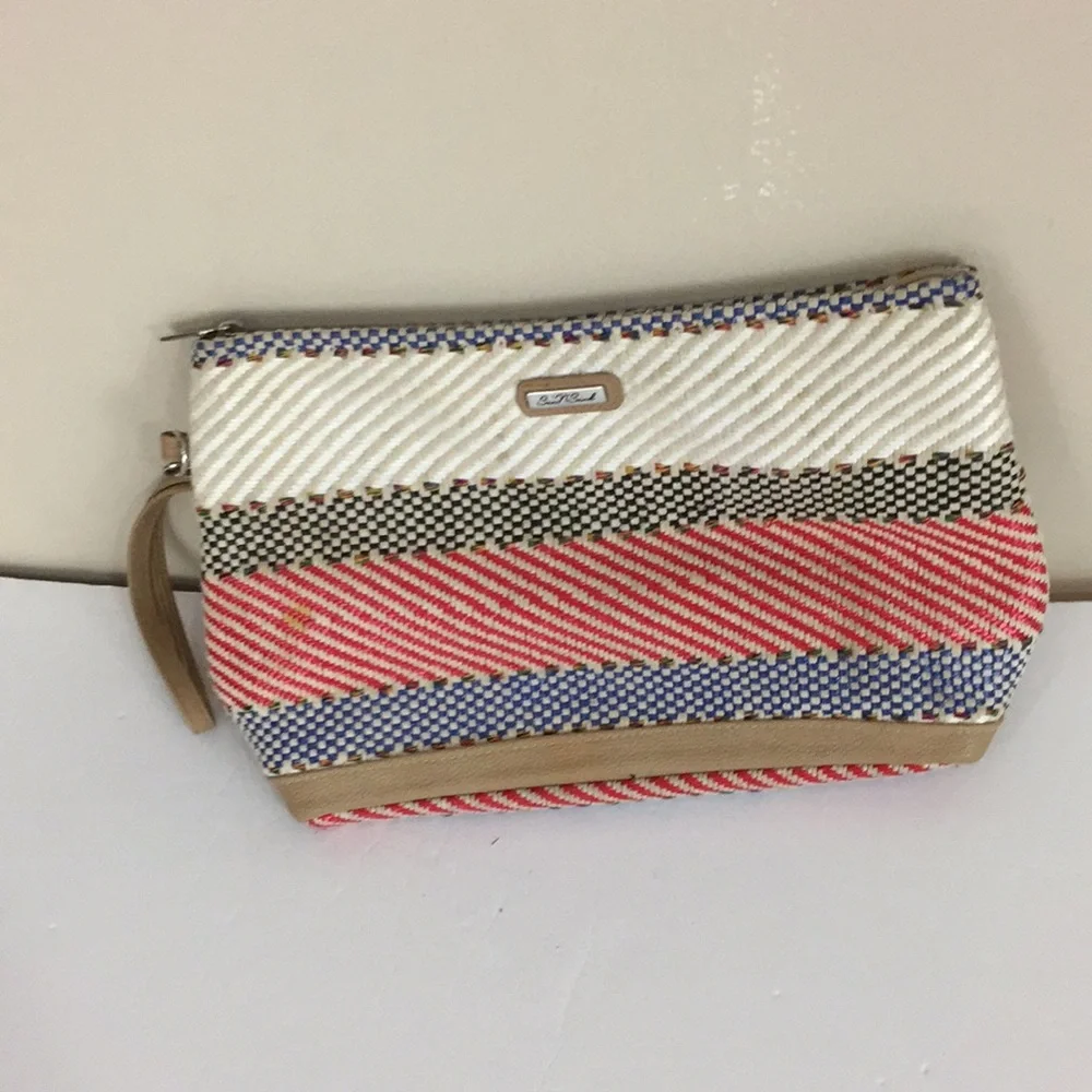 Sun N Sand Large Woven  Wristlet Lined Clutch Purse Wrist Strap
